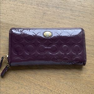💜PRICE REDUCED 2 SELL TODAY!Coach Leather wallet